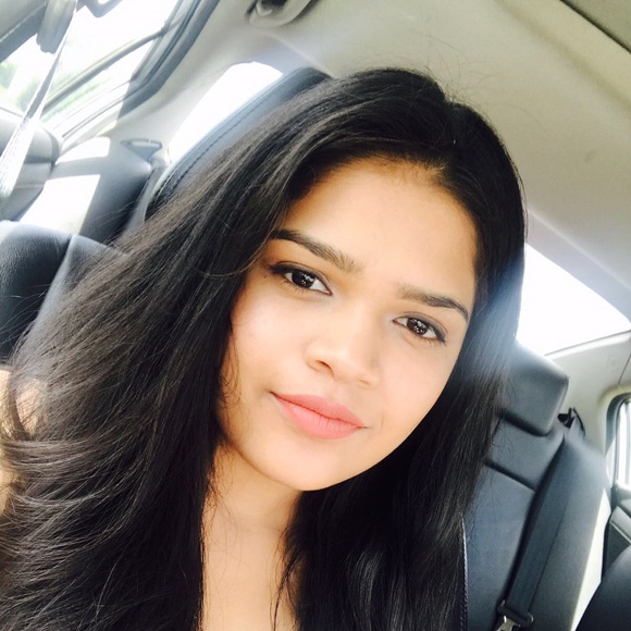 Meet your Posher, Jhanvi - Picture 1 of 1